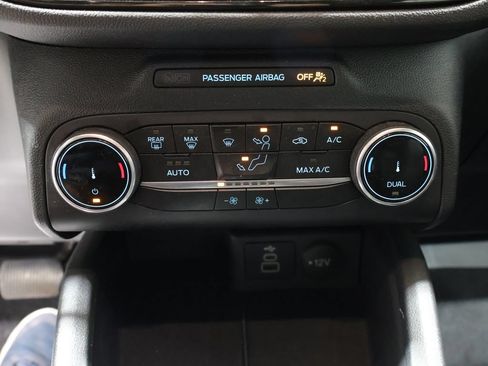 Used 2025 Ford Escape ST-Line AWD/4WD image 29