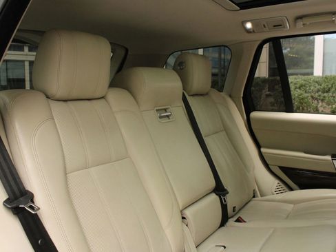 Used 2014 Land Rover Range Rover Supercharged image 21