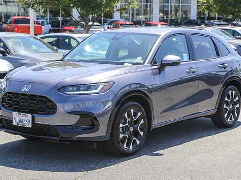 Used 2026 Honda HR-V EX-L image 3
