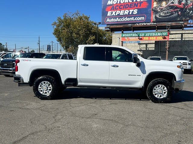 Used 2021 Chevrolet Silverado 2500 LTZ AWD/4WD image 8