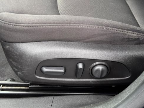 Used 2019 Chevrolet Malibu LT image 13