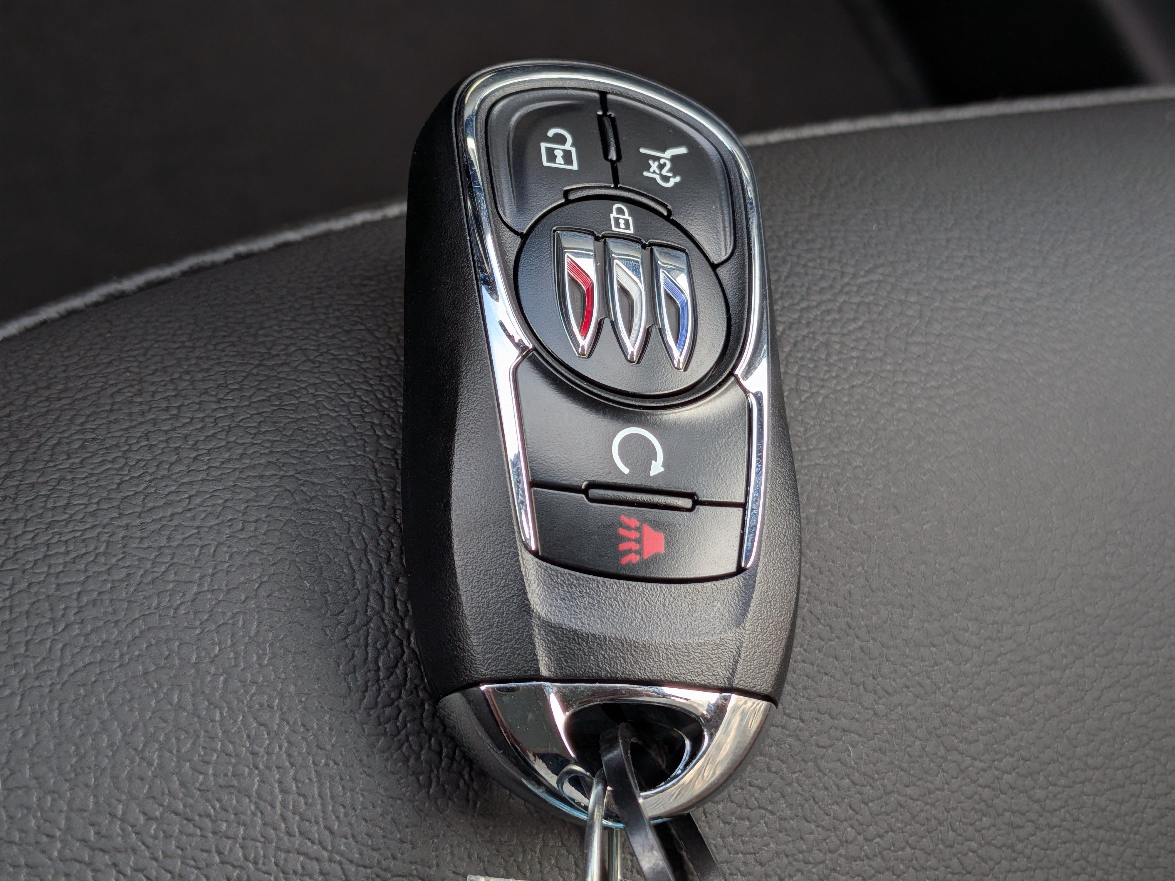 New 2026 Buick Envista Sport Touring w/ Convenience I Package FWD image 32