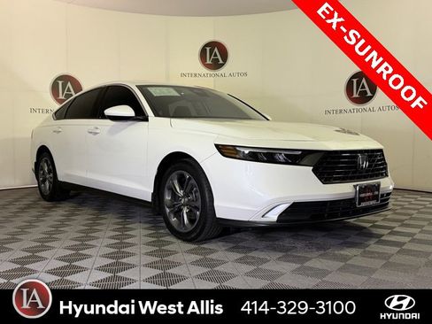 Used 2023 Honda Accord EX image 1