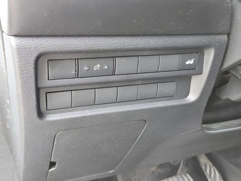 Used 2022 Mitsubishi Outlander SEL image 18