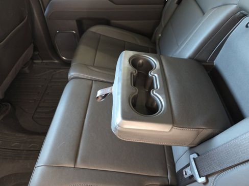 Used 2024 GMC Sierra 1500 SLT w/ SLT Premium Package image 29