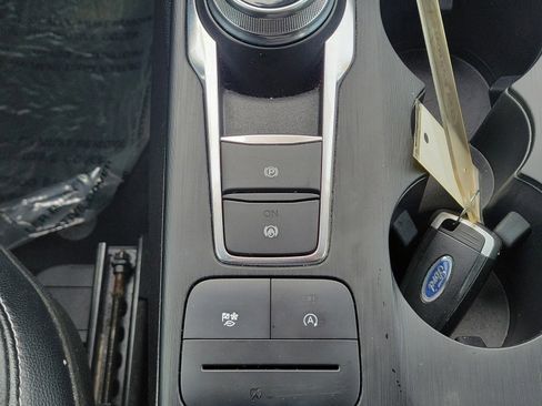 Used 2022 Ford Escape SEL w/ Technology Package AWD/4WD image 35