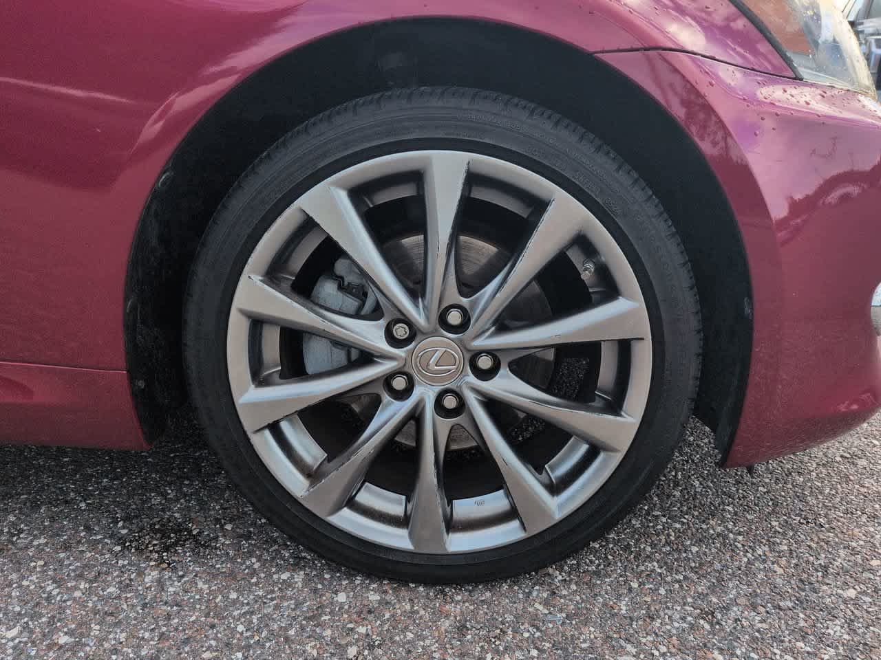 Used 2014 Lexus IS 250C w/ Luxury Package RWD image 11
