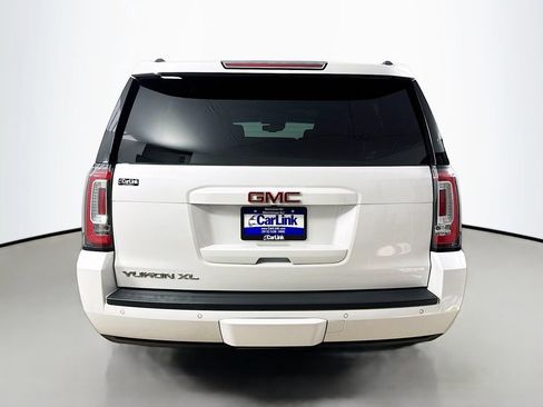 Used 2018 GMC Yukon XL SLT w/ Open Road Package AWD/4WD image 7