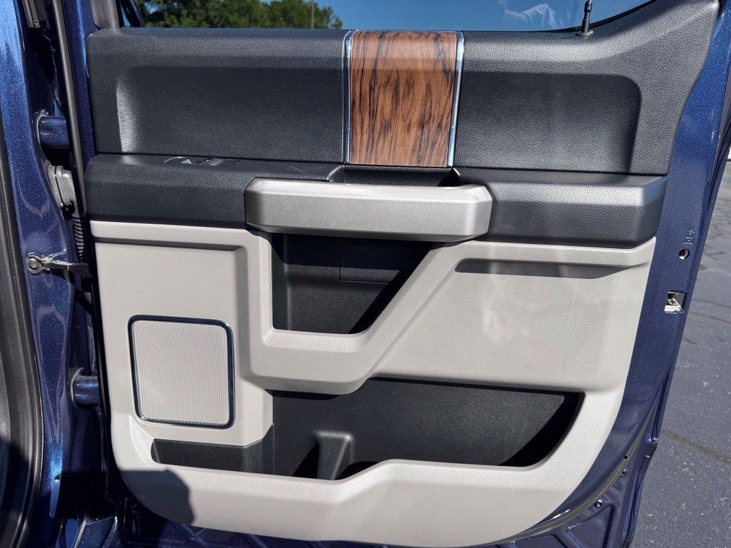 Used 2019 Ford F150 Lariat AWD/4WD image 29