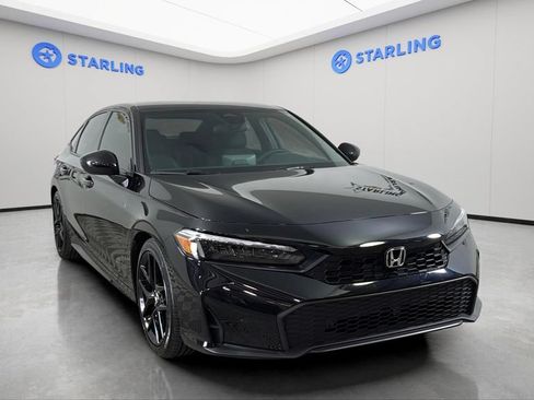 Used 2025 Honda Civic Sport image 14