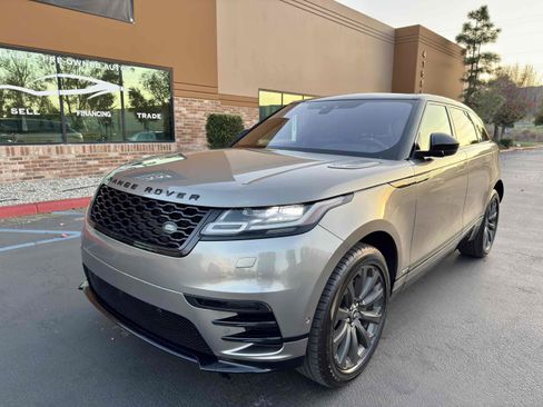 Used 2018 Land Rover Range Rover Velar R-Dynamic SE image 5