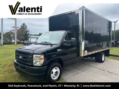 Used 2027 Ford E-450 and Econoline 450 Super Duty w/ Interior Upgrade Package RWD image 1
