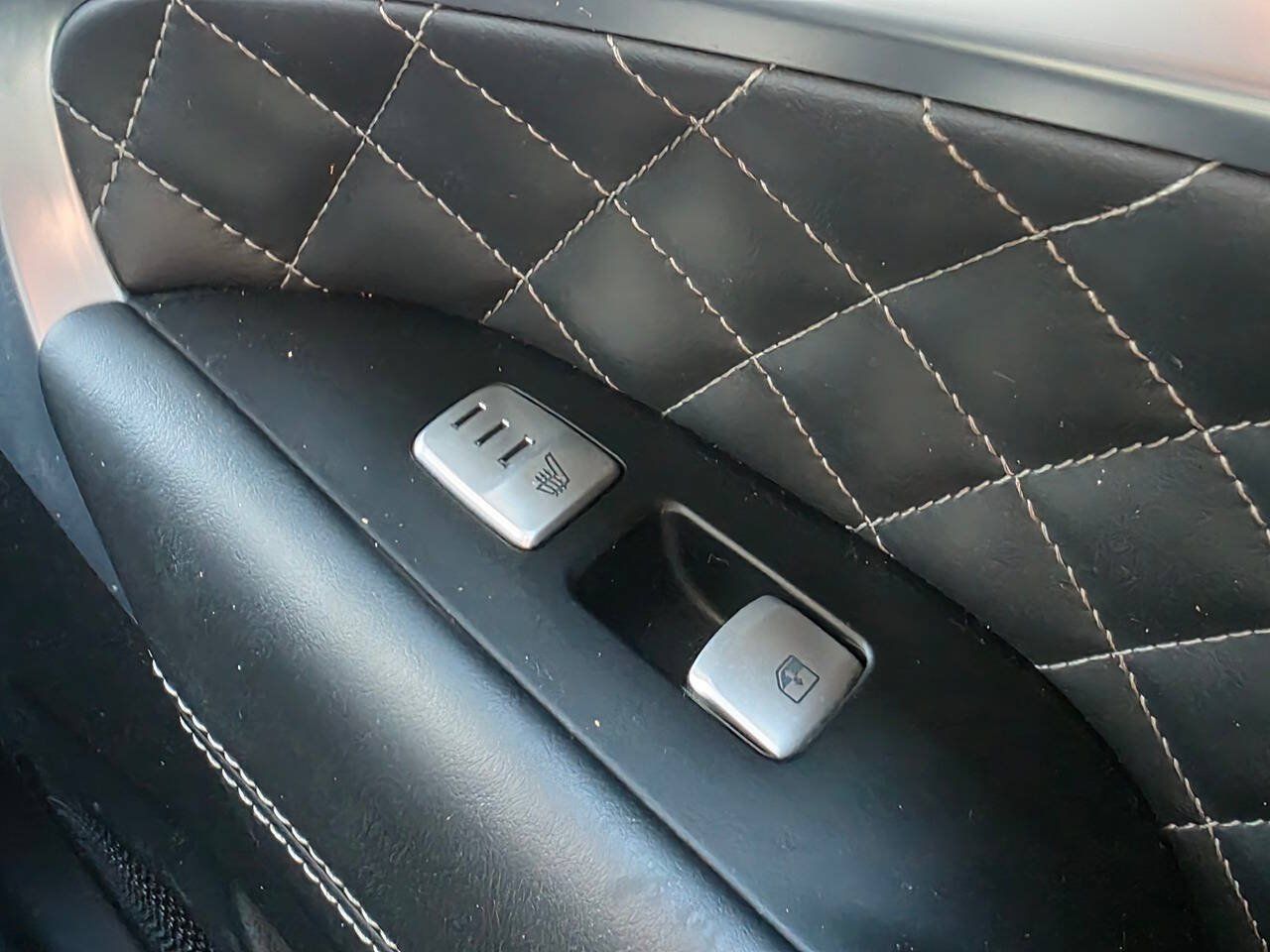 Used 2019 Genesis G70 3.3T Advanced w/ Sport Package RWD image 33