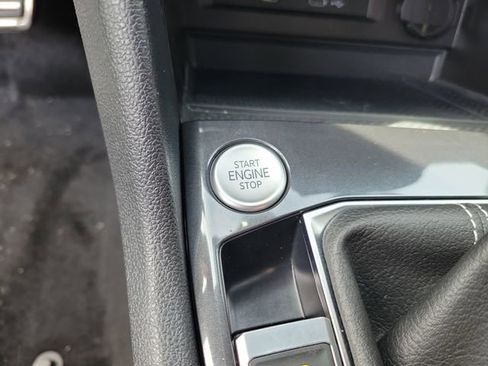 Used 2023 Volkswagen Tiguan SE R-Line FWD image 23