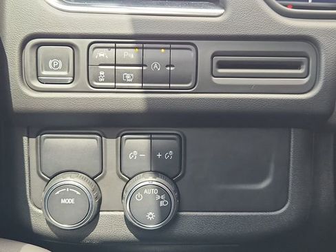 Used 2023 Chevrolet Tahoe LT w/ LT Signature Plus Package RWD image 18