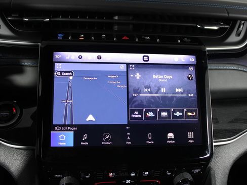 Used 2022 Jeep Grand Cherokee Trailhawk AWD/4WD image 17