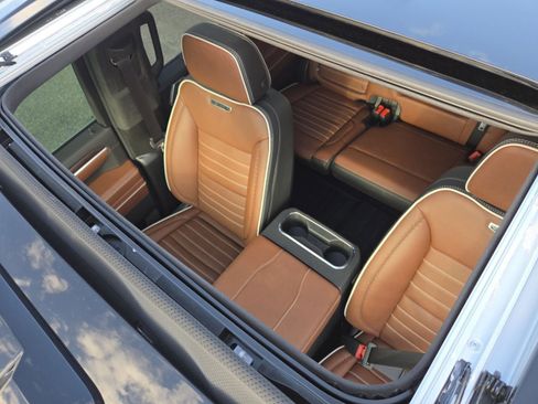 New 2026 GMC Sierra 2500 Denali Ultimate w/ LPO, Black Badging Package image 4