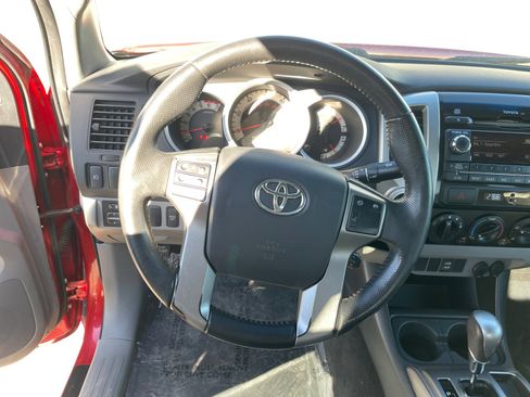 Used 2012 Toyota Tacoma 4x4 Access Cab V6 image 18