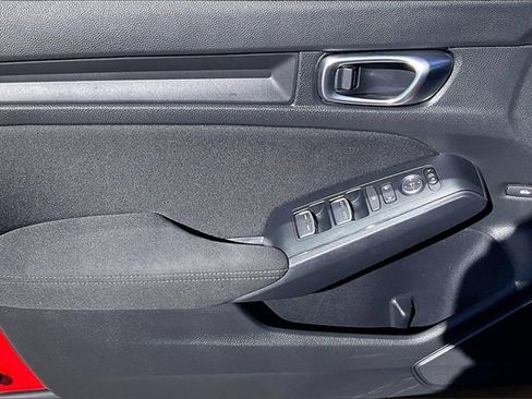 Used 2025 Honda Civic Sport image 20