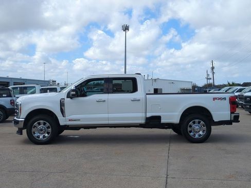Used 2023 Ford F250 King Ranch w/ Chrome Package image 6