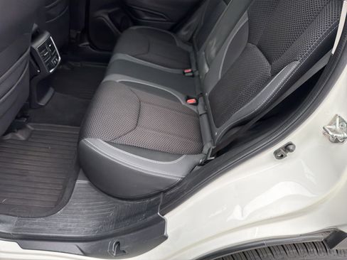 Used 2019 Subaru Forester Premium image 32