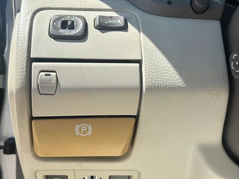 Used 2003 Lexus LS 430 RWD image 8