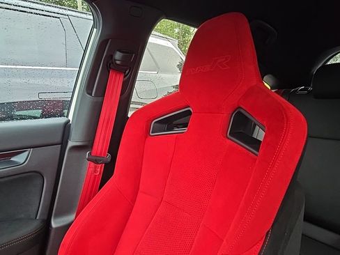 Used 2024 Honda Civic Type R image 32