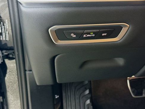 New 2026 BMW X7 xDrive40i w/ M Sport Package image 10