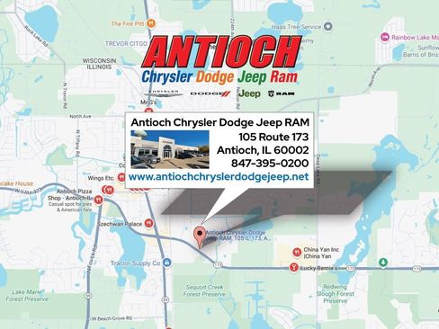 Used 2024 Chrysler Pacifica Touring-L image 2