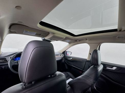 Used 2020 Ford Escape Titanium w/ Titanium Premium Package 2.0 image 40