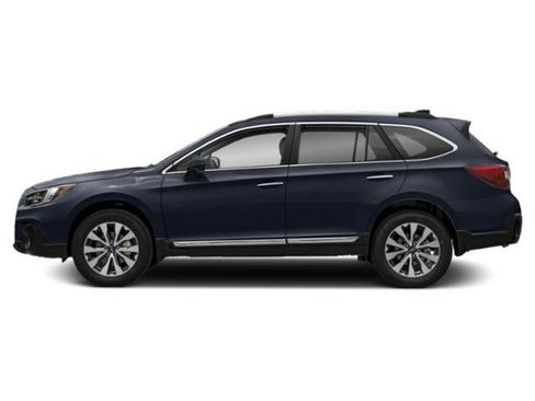 Used 2018 Subaru Outback 3.6R Touring AWD/4WD image 3
