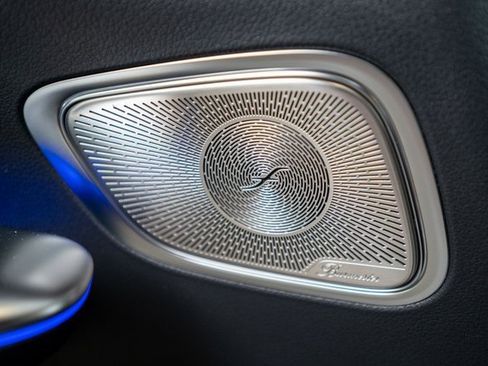 New 2025 Mercedes-Benz GLC 350e GLC 350e image 17