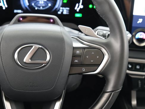 Used 2024 Lexus RX 450h AWD w/ Convenience Package image 13