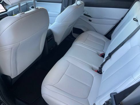 New 2026 Jeep Cherokee Limited AWD/4WD image 12