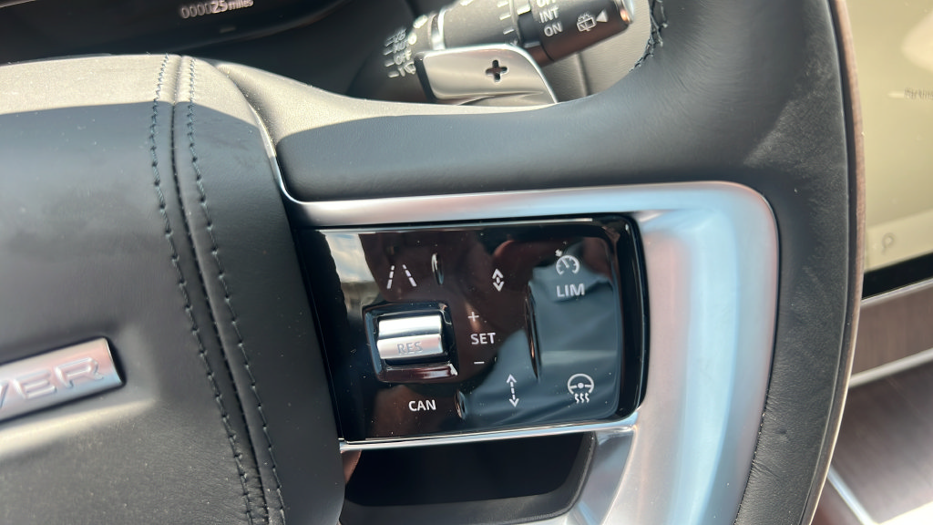New 2026 Land Rover Range Rover SE AWD/4WD image 33