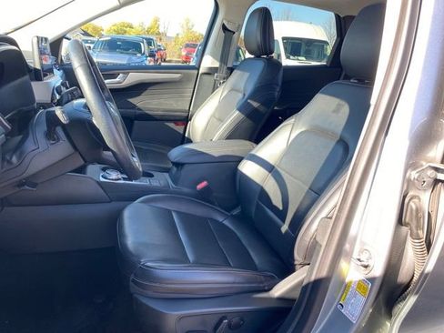 Used 2021 Ford Escape SEL image 16