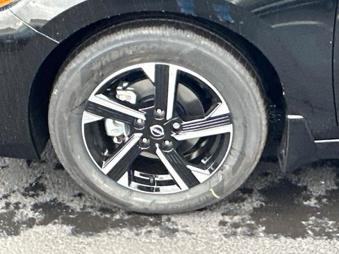 New 2025 Nissan Sentra SV image 10