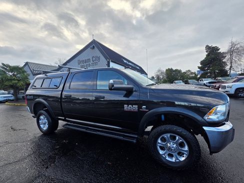 Used 2018 RAM 2500 Tradesman w/ Chrome Appearance Group image 2