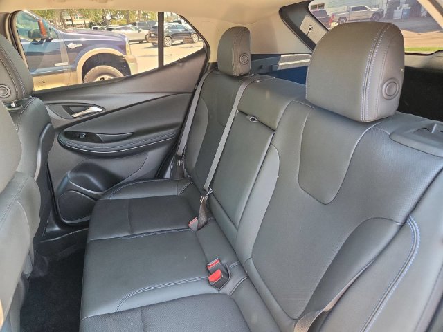 Used 2025 Buick Encore GX Sport Touring w/ Experience Buick Package FWD image 25