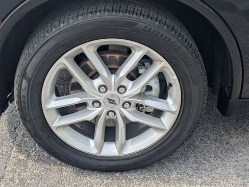 Used 2024 Dodge Durango GT RWD image 10
