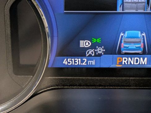 Used 2023 Ford Expedition XLT image 16