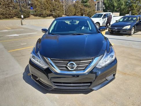 Used 2017 Nissan Altima 2.5 S w/ Power Driver Seat Package FWD image 5