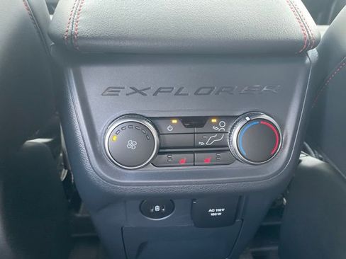 New 2026 Ford Explorer ST-Line w/ ST-Line Street Pack image 24