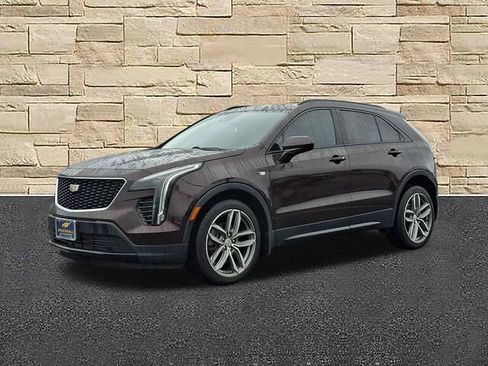 Used 2020 Cadillac XT4 Sport w/ Cold Weather Package image 4