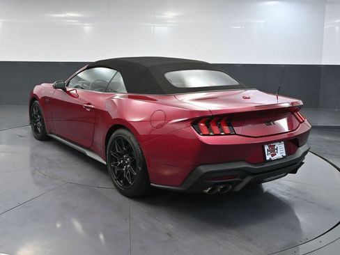 Used 2025 Ford Mustang GT Premium w/ GT Performance Package image 9