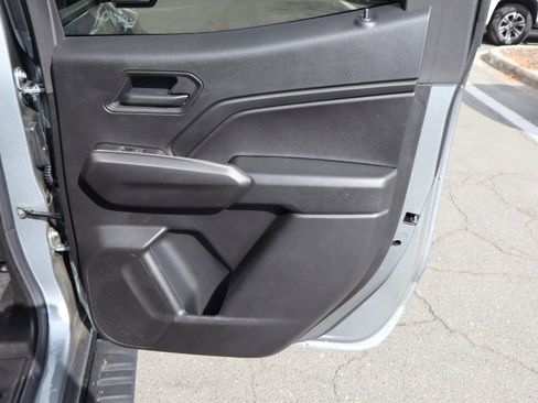 Used 2025 Chevrolet Colorado Trail Boss image 34