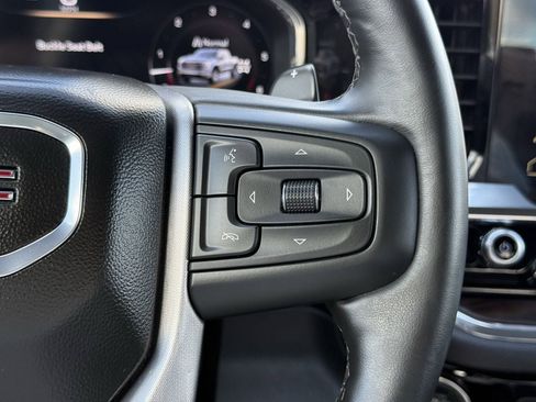 Used 2025 GMC Sierra 1500 SLT AWD/4WD image 13