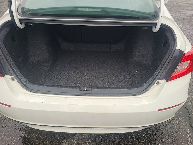 Used 2018 Honda Accord EX-L image 11