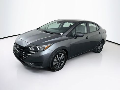 Used 2024 Nissan Versa SV FWD image 3