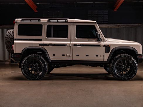 Used 2025 INEOS Grenadier image 11